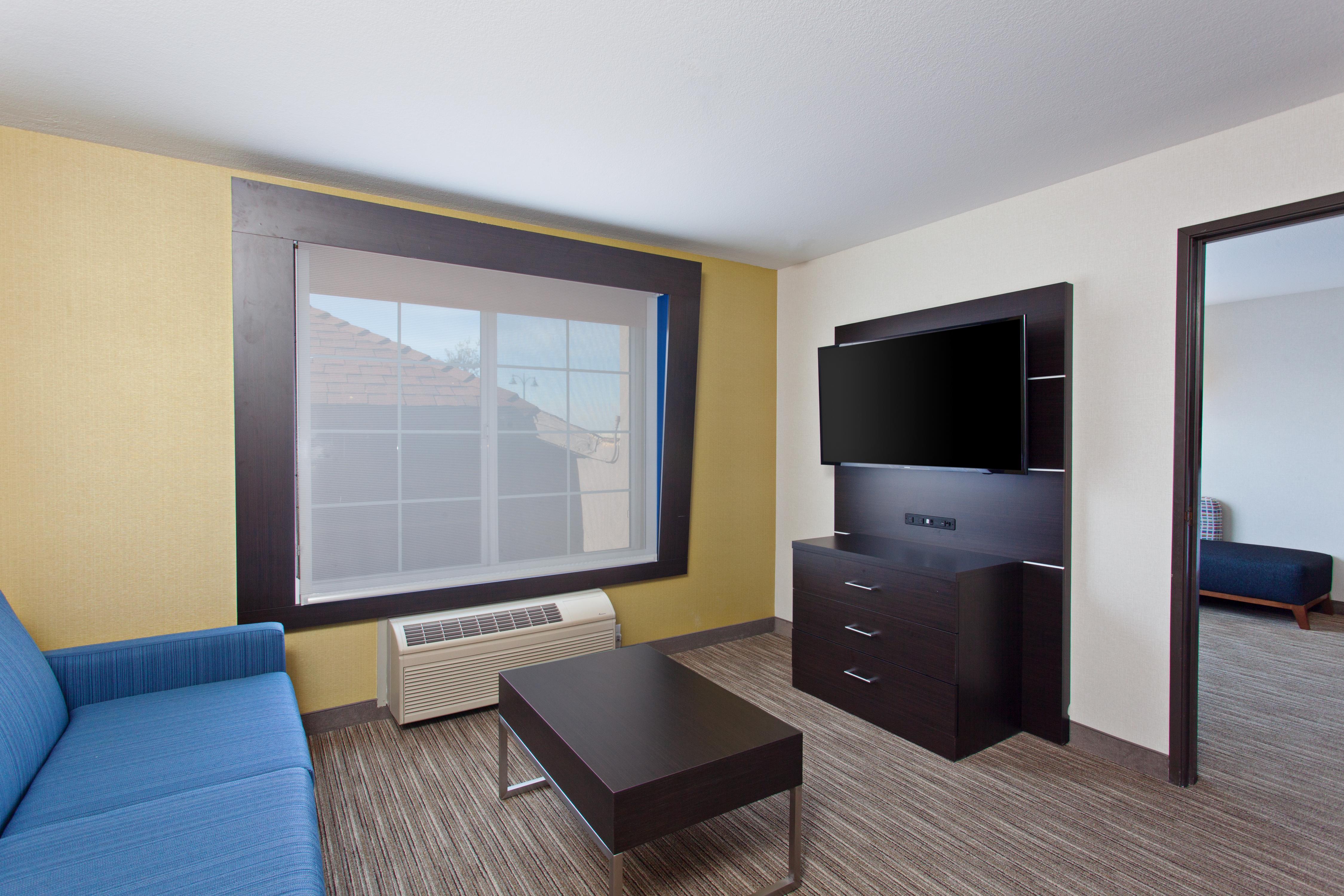 Holiday Inn Express & Suites Oakland - Airport By Ihg Exteriör bild