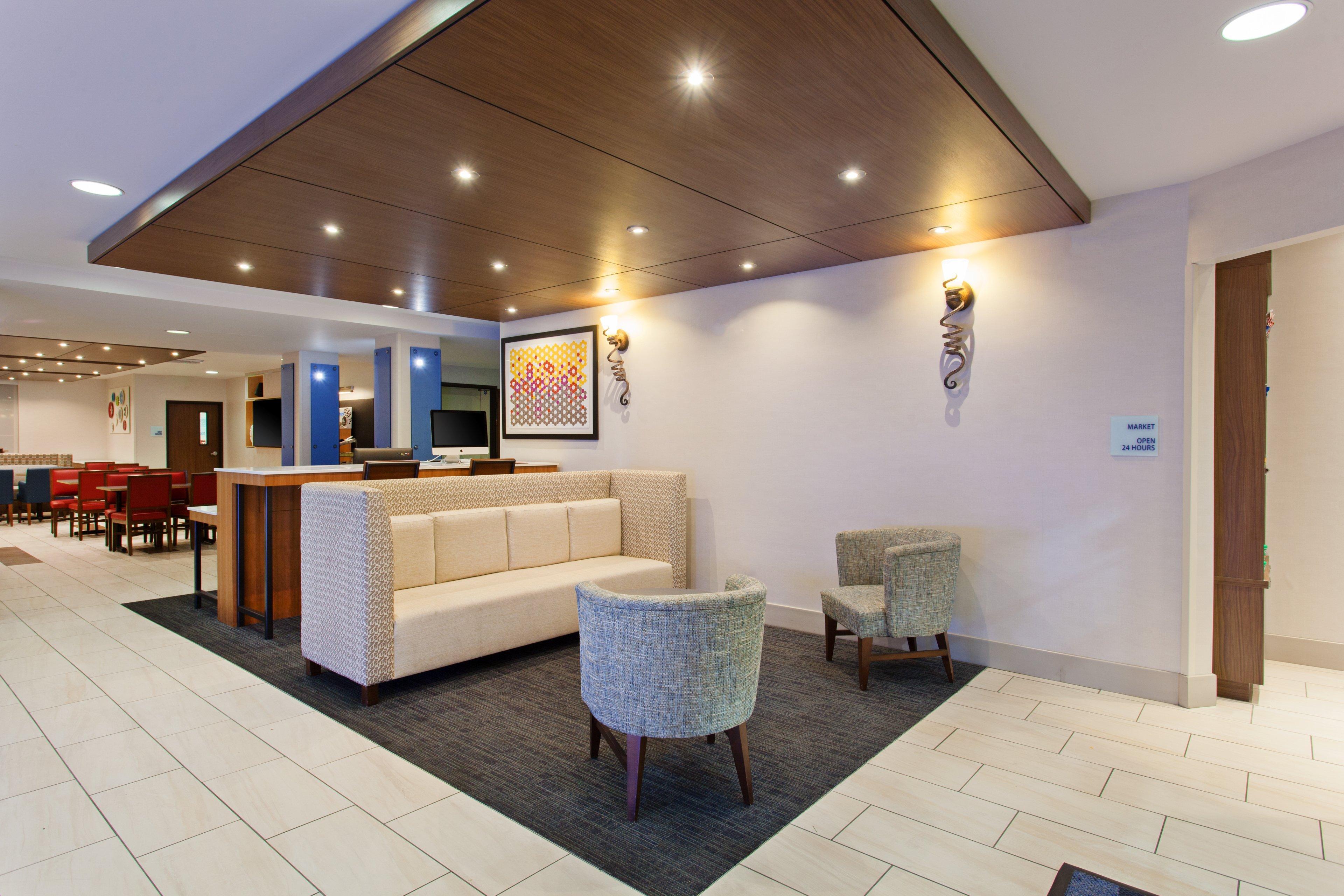 Holiday Inn Express & Suites Oakland - Airport By Ihg Exteriör bild