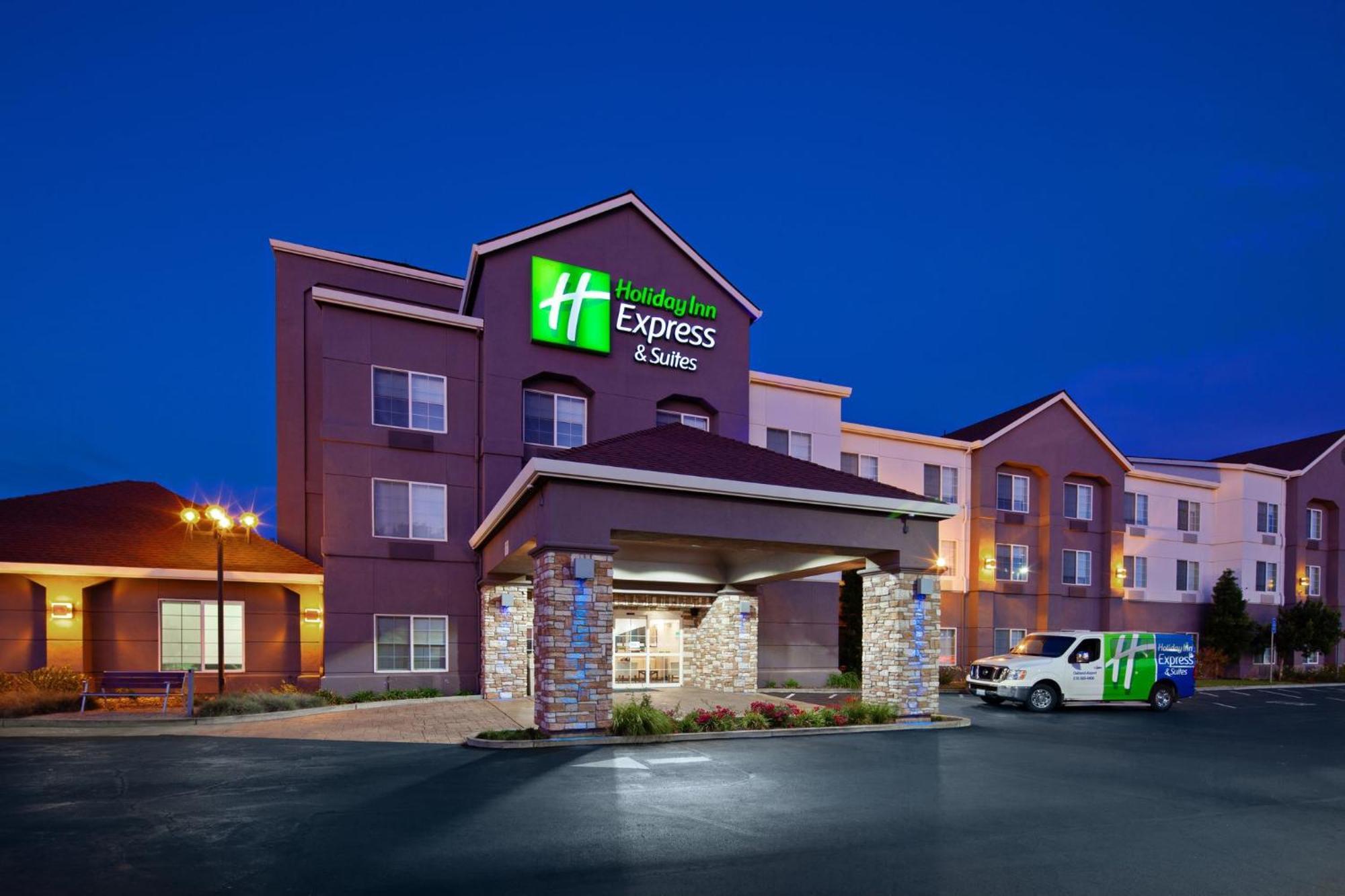 Holiday Inn Express & Suites Oakland - Airport By Ihg Exteriör bild